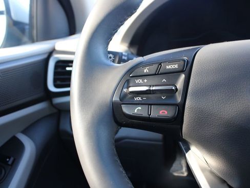 Used 2019 Hyundai Ioniq Limited image 19