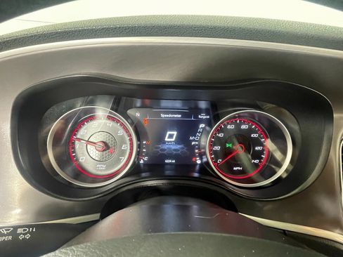 Used 2022 Dodge Charger GT image 17