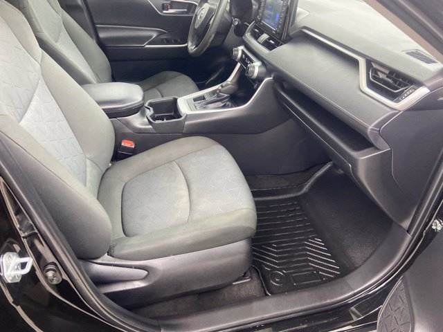 Used 2022 Toyota RAV4 XLE AWD/4WD image 20