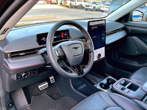 Used 2025 Ford Mustang Mach-E Premium w/ Sport Appearance Package image 17