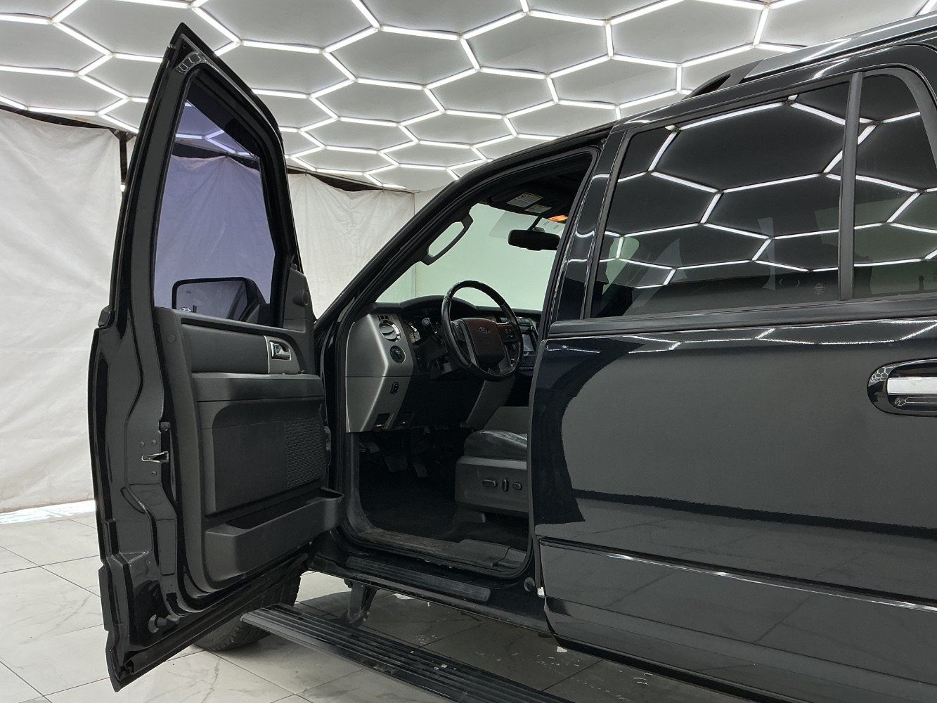 Used 2011 Ford Expedition EL Limited w/ 301A Rapid Spec Order Code RWD image 10