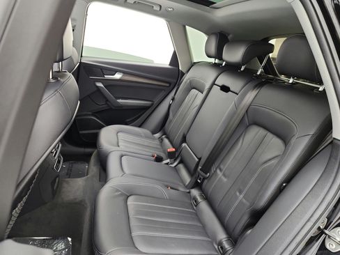 Used 2023 Audi Q5 2.0T Premium Plus w/ Premium Plus Package AWD/4WD image 16