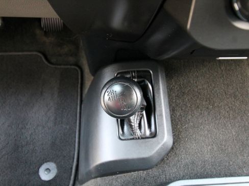 Used 2017 Ford F250 XLT AWD/4WD image 30