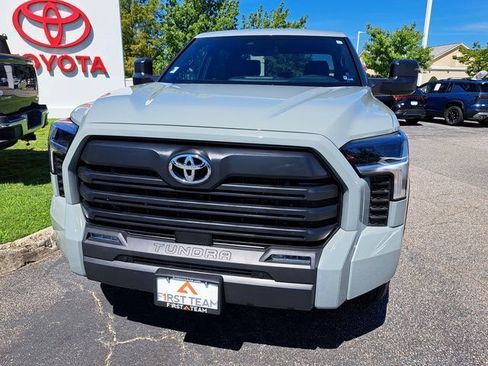 Used 2026 Toyota Tundra SR5 w/ SR5 Convenience Package AWD/4WD image 2