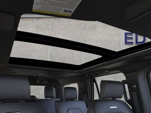 New 2024 Ford Expedition Platinum image 22