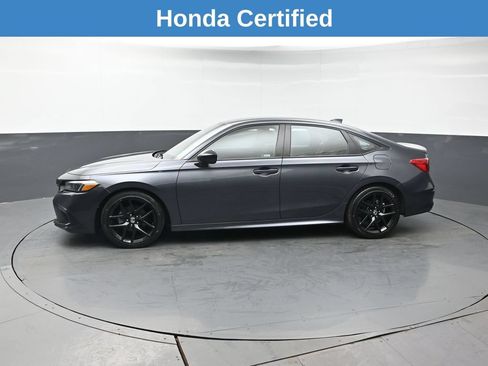 Used 2023 Honda Civic Sport image 2