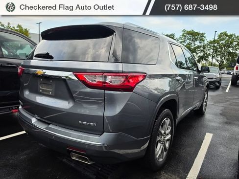Used 2021 Chevrolet Traverse Premier FWD image 6