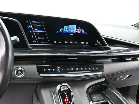 Used 2023 Cadillac Escalade Sport AWD/4WD image 19