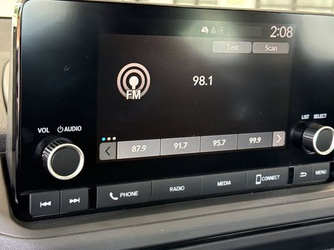 Certified 2023 Honda Accord LX image 22