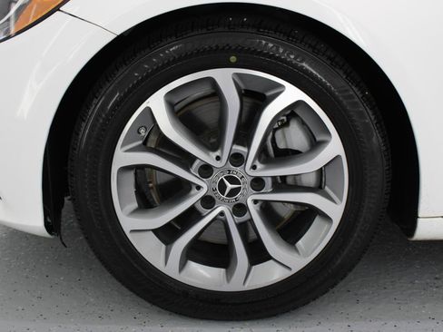 Used 2017 Mercedes-Benz C 300 Sedan image 71