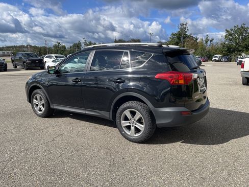 Used 2015 Toyota RAV4 XLE AWD/4WD image 6