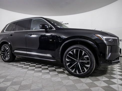 Used 2025 Volvo XC90 T8 Plus w/ Protection Package Premier AWD/4WD image 2