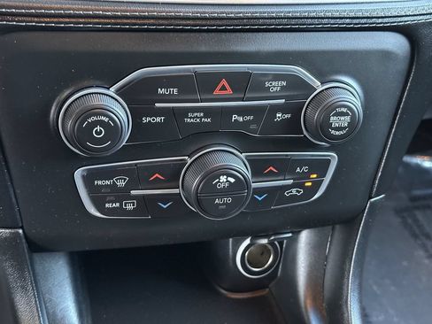 Used 2019 Dodge Charger GT w/ Plus Group RWD image 18