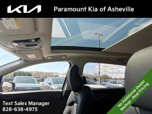 New 2026 Kia Sportage EX w/ EX Panoramic Sunroof Package AWD/4WD image 13