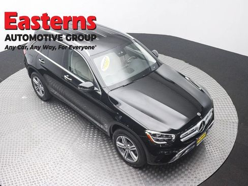 Used 2022 Mercedes-Benz GLC 300 4MATIC w/ Premium Package Lite image 3