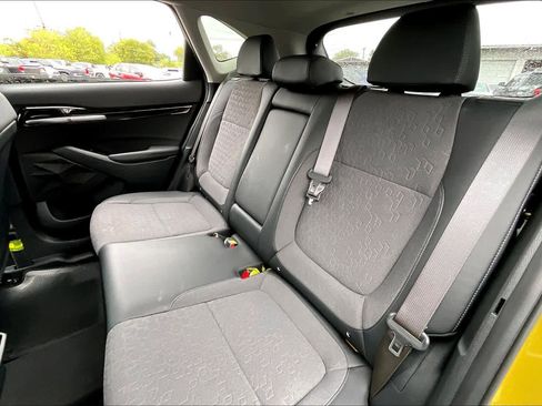 Used 2024 Kia Seltos S image 18