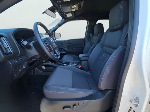 New 2026 Nissan Frontier SV w/ Tow Package RWD image 15