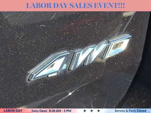 Used 2023 Ford Explorer XLT w/ Equipment Group 202A AWD/4WD image 10