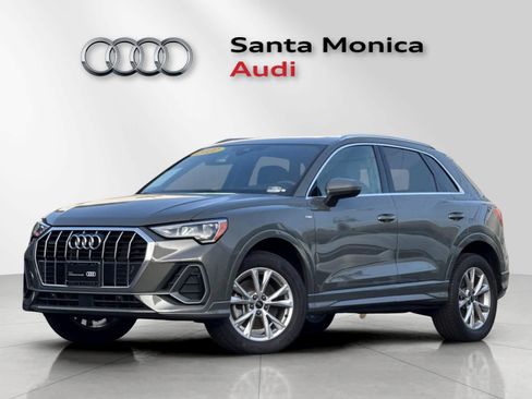 Used 2022 Audi Q3 2.0T Premium w/ Convenience Package image 1