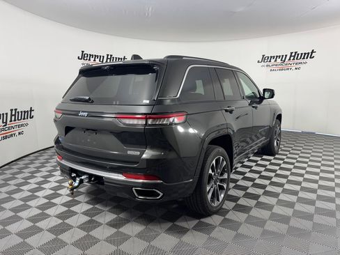 Used 2024 Jeep Grand Cherokee Overland w/ Luxury Tech Group IV image 10