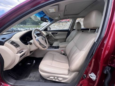 Used 2015 Nissan Altima 2.5 SL w/ Technology Package FWD image 16