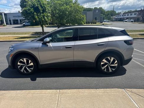 Used 2023 Volkswagen ID.4 Pro AWD/4WD image 6