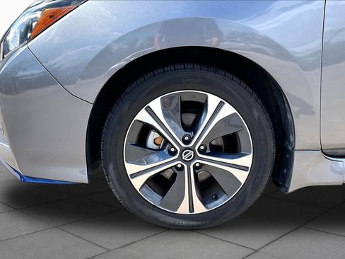 Certified 2021 Nissan Leaf SL Plus FWD image 10