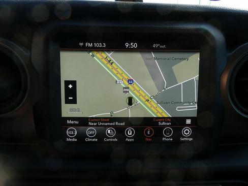 Used 2022 Jeep Wrangler Sport image 23