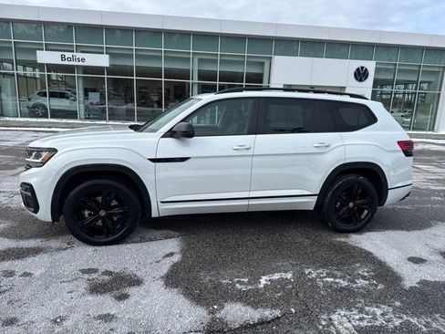 Certified 2022 Volkswagen Atlas SEL R-Line image 5
