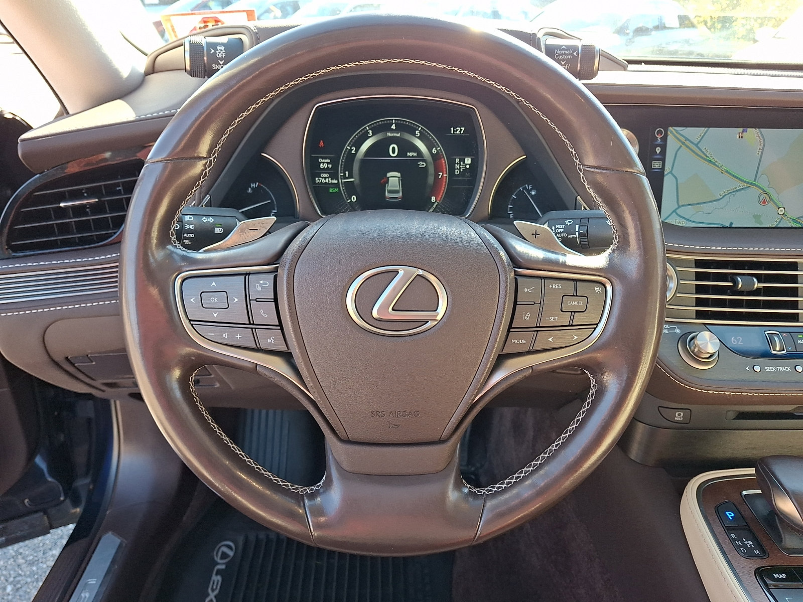 Used 2019 Lexus LS 500 AWD w/ Accessory Package (Z2) image 19