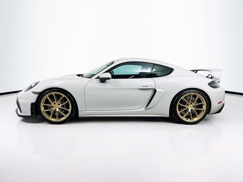 Used 2022 Porsche 718 Cayman GT4 RWD image 9