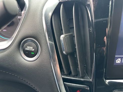 Used 2023 Chevrolet Traverse LT w/ LPO, Floor Liner Package image 20