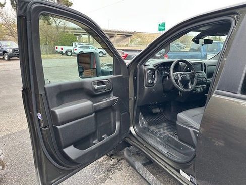 Used 2022 GMC Sierra 2500 Pro w/ Convenience Package image 10