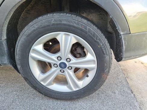 Used 2016 Ford Escape SE image 8