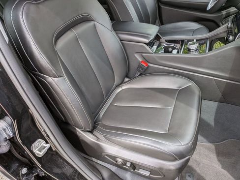 Used 2023 Jeep Grand Cherokee L Limited AWD/4WD image 29