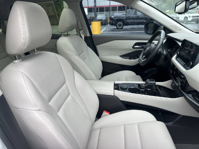 Used 2023 Nissan Rogue SL w/ SL Premium Package AWD/4WD image 36