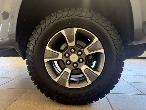 Used 2016 Chevrolet Colorado Z71 AWD/4WD image 28