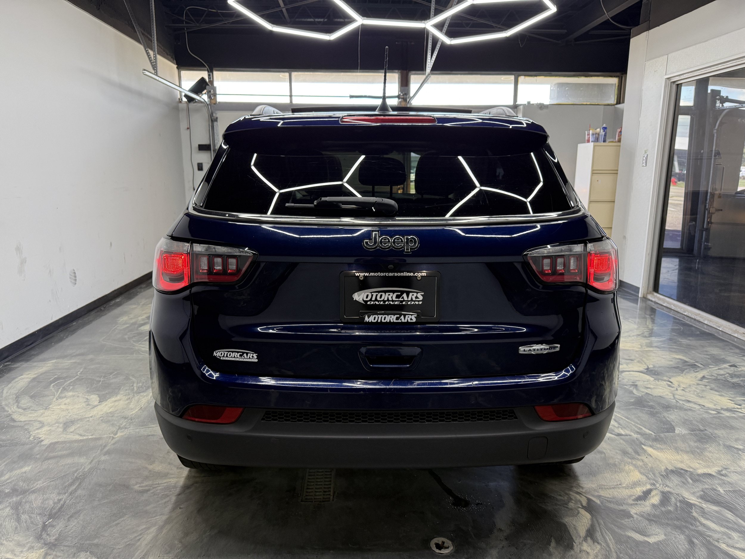 Used 2020 Jeep Compass Latitude FWD image 8