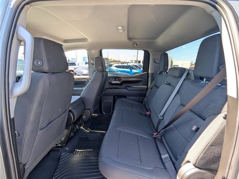 Used 2023 GMC Sierra 1500 Elevation image 13