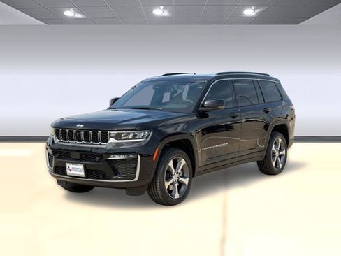 New 2026 Jeep Grand Cherokee L Limited image 1
