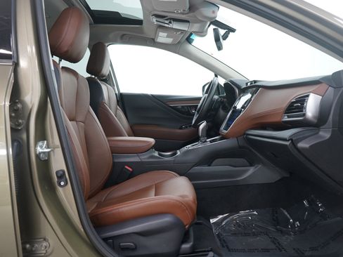 Used 2022 Subaru Outback Touring XT w/ Popular Package #2 image 11