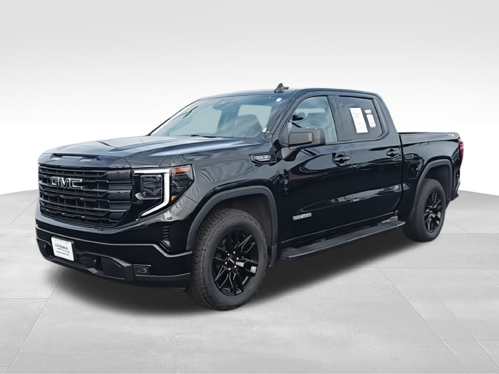 Used 2024 GMC Sierra 1500 Elevation w/ LPO, Elevation Black Package AWD/4WD image 9
