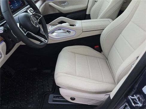 Used 2026 Mercedes-Benz GLE 450 4MATIC image 25