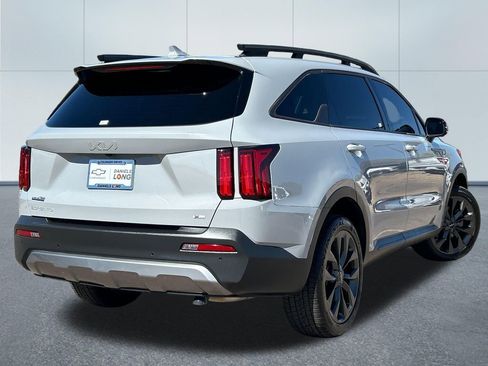 Used 2023 Kia Sorento SX Prestige AWD/4WD image 2