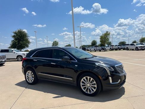 Used 2017 Cadillac XT5 Platinum AWD/4WD image 7