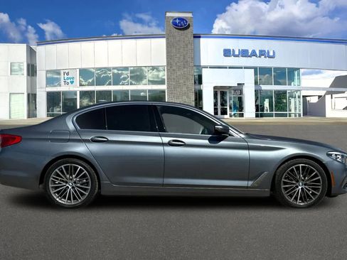 Used 2019 BMW 530i w/ Luxury Package RWD image 6