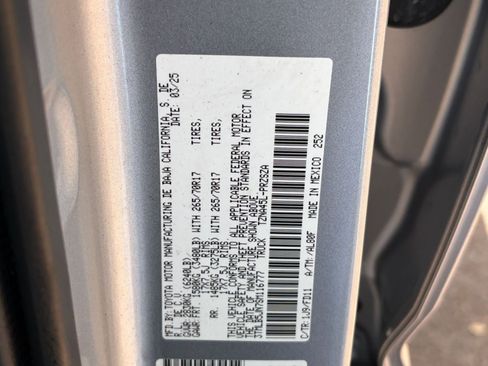 Used 2025 Toyota Tacoma TRD Off-Road image 24