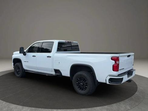 Used 2023 Chevrolet Silverado 3500 LTZ w/ LTZ Plus Package AWD/4WD image 3
