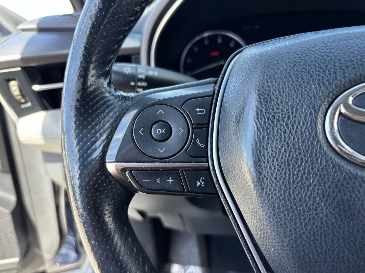 Used 2019 Toyota Avalon Touring w/ Advanced Safety Package FWD image 28