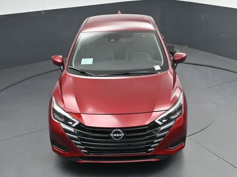 New 2025 Nissan Versa SV w/ Trunk Package FWD image 28